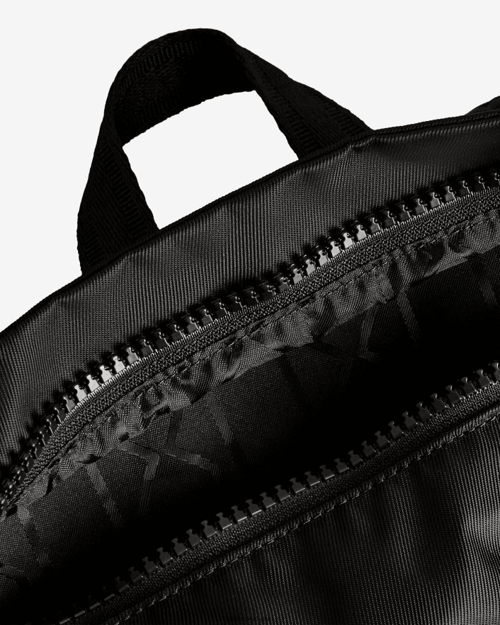 hombres Hunter minimochila Pioneer de nailon con clip en la parte superior negro Z28R2N423