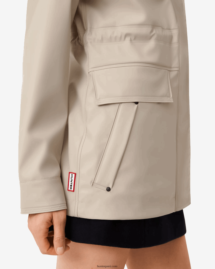 mujer Hunter chubasquero impermeable ligero rozando la piedra Z28R2N333