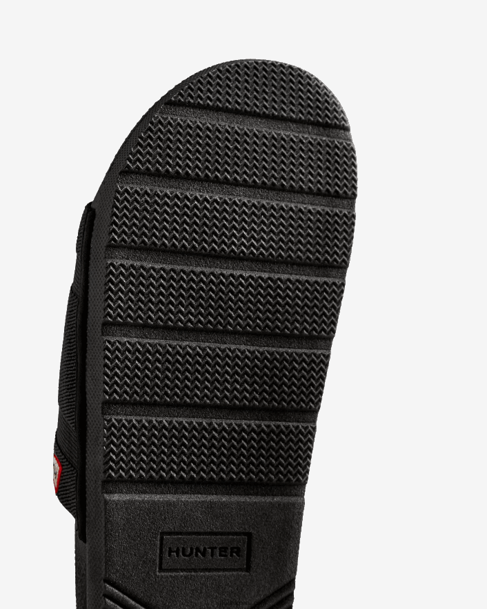 mujer Hunter diapositivas elásticas negro Z28R2N106